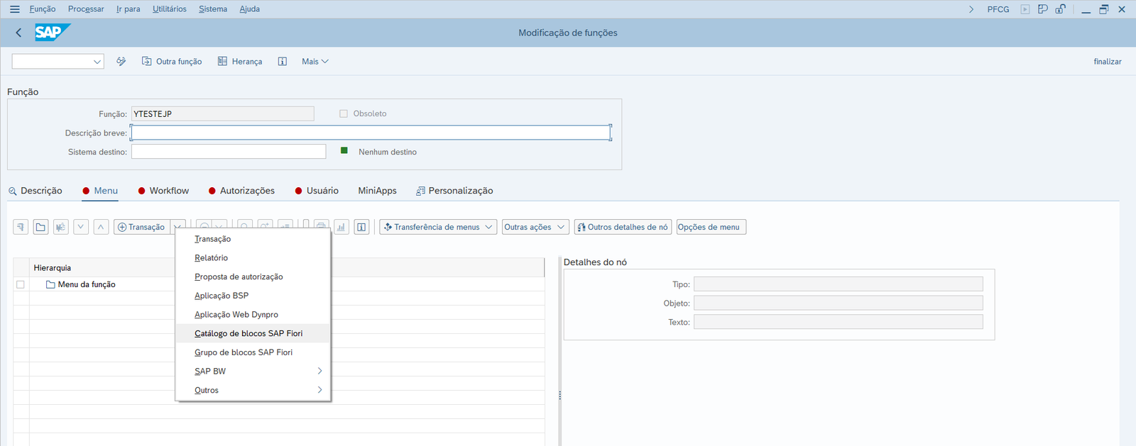 Transação PFCG com as opções de catálogo e grupo de blocos SAP Fiori no menu da função
